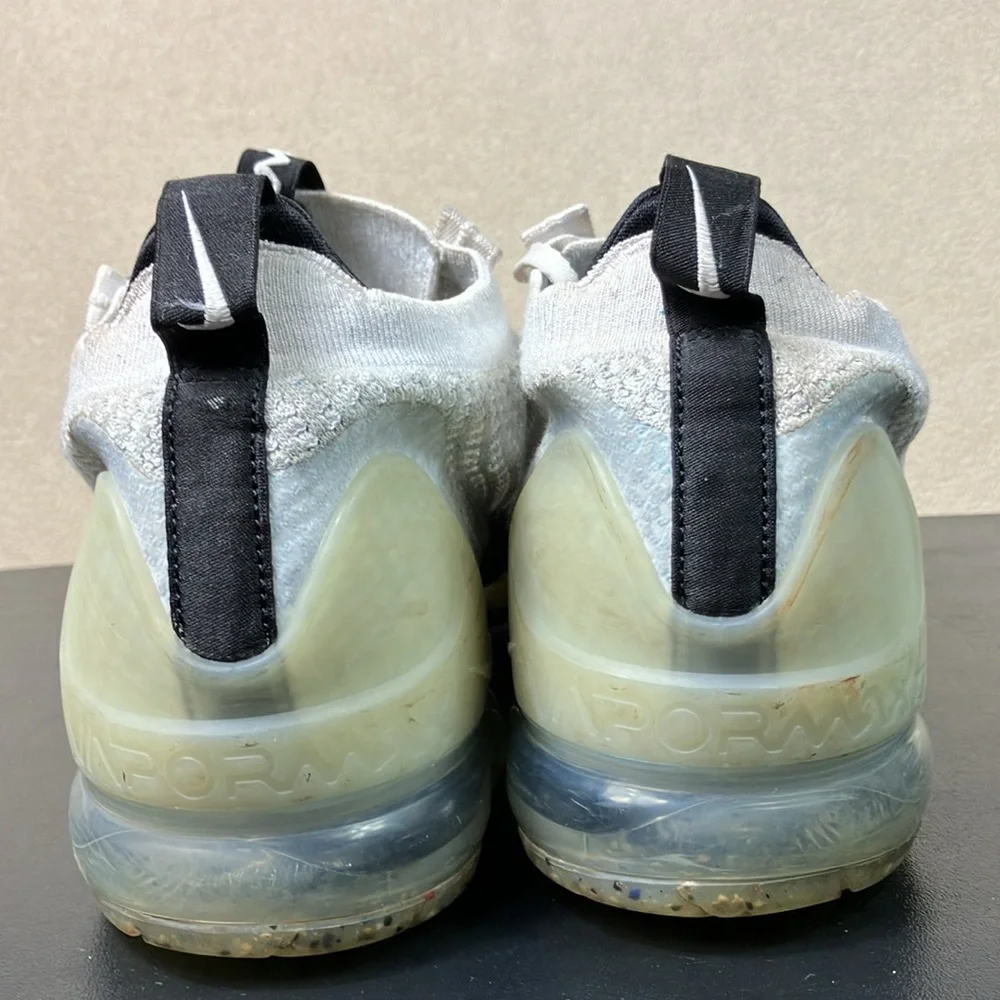 Nike Air Vapormax Flyknit Athletic Running Sneaker Shoes Men’s size‎ 13